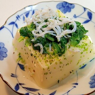 小松菜としらすとあおさの卵豆腐